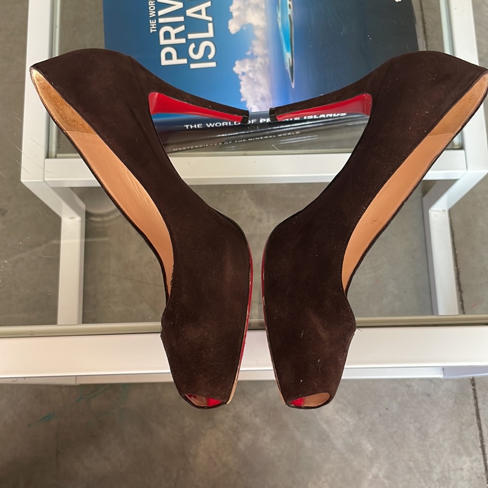 Christian Louboutin woman’s heels - Picture 3 of 6